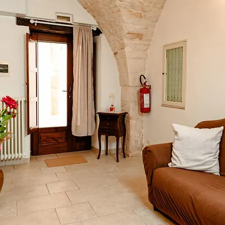 Piuma Bianca - Dimora Tipica Nel Cuore Del Centro Storico 아파트 로코로톤도