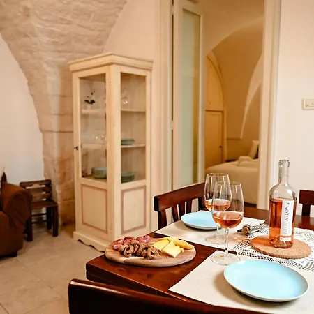 Piuma Bianca - Dimora Tipica Nel Cuore Del Centro Storico * Locorotondo